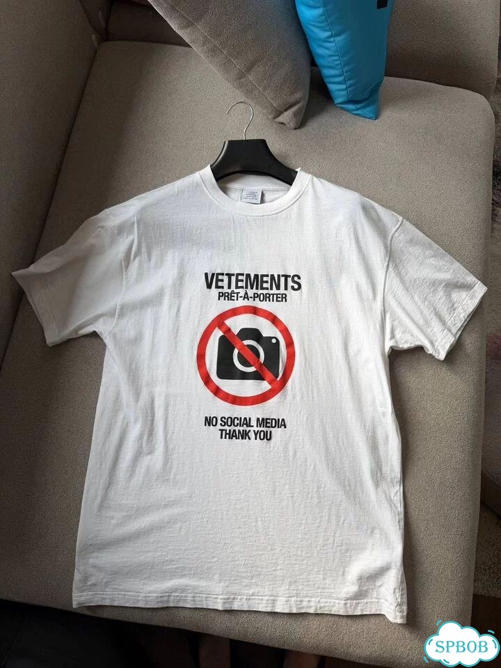 Vetements Antisocial футболка фото 1