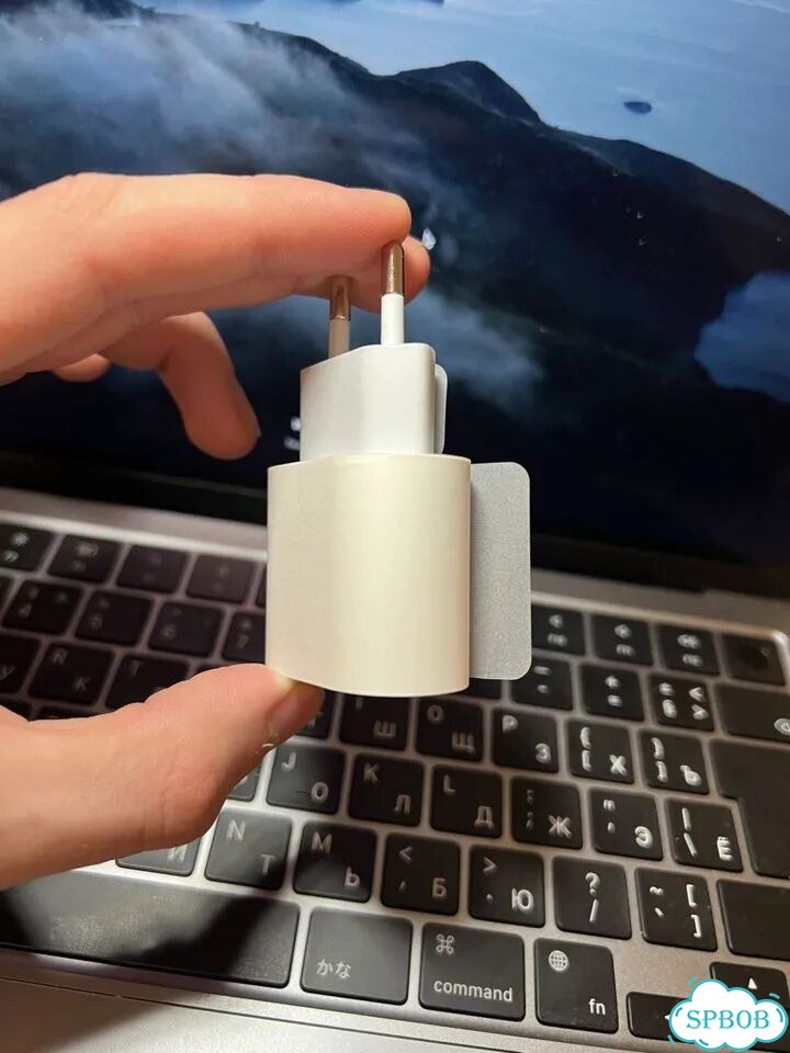 Адаптер Apple 20w оригинал фото 3