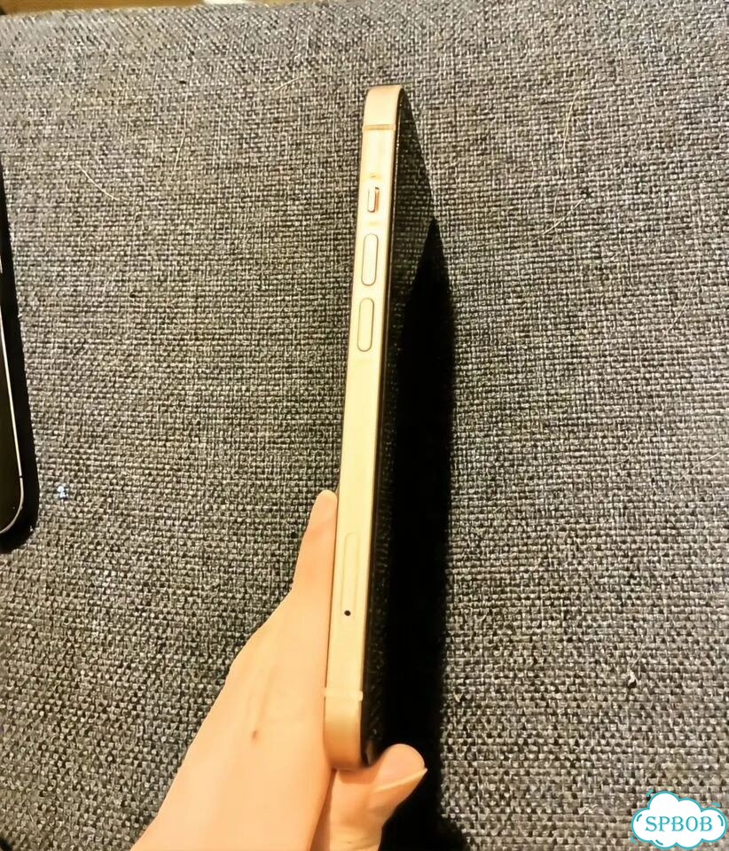 iPhone 15, 128 ГБ, SIM + eSIM фото 4