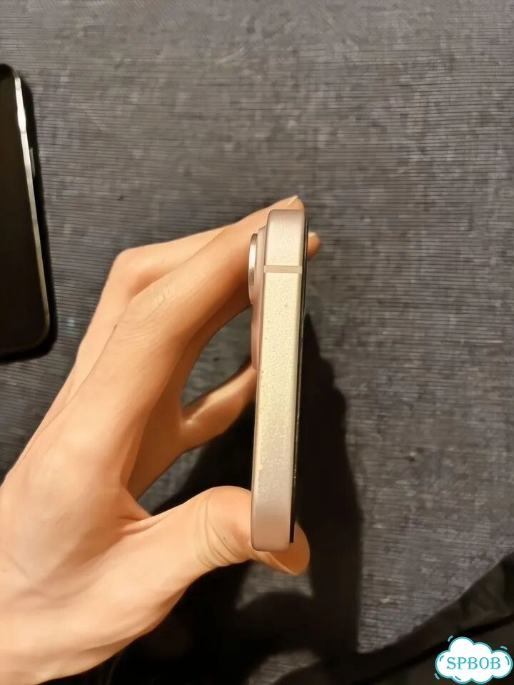 iPhone 15, 128 ГБ, SIM + eSIM фото 5
