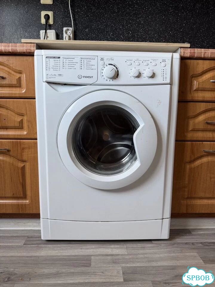 Стиральная машина Indesit фото 1