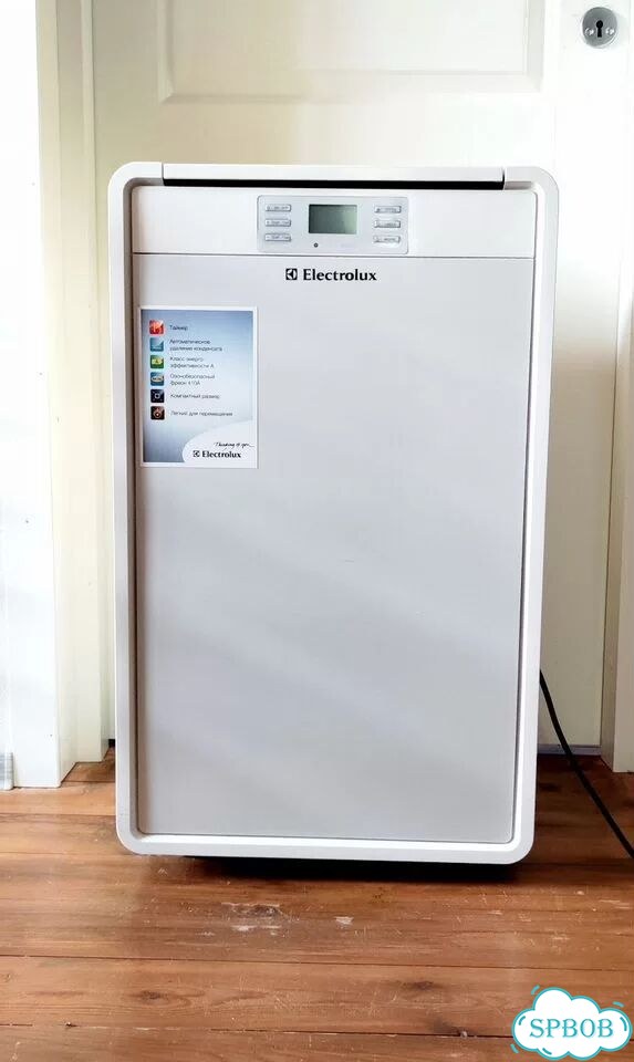 Electrolux Моб. кондиционер Новый Eacm-10, 900 Вт фото 1