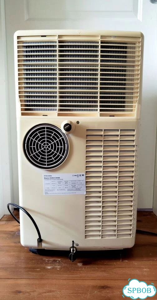 Electrolux Моб. кондиционер Новый Eacm-10, 900 Вт фото 2