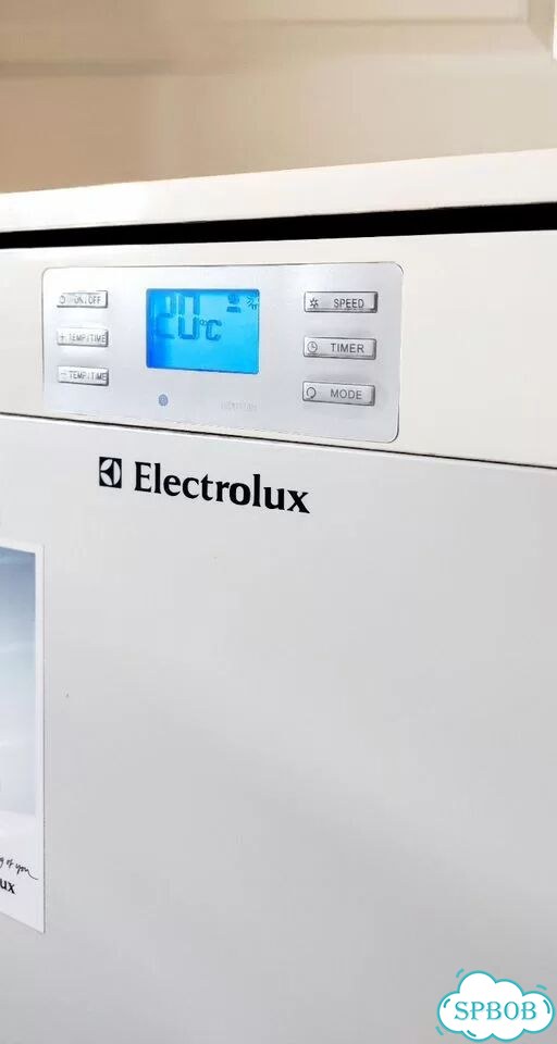 Electrolux Моб. кондиционер Новый Eacm-10, 900 Вт фото 5