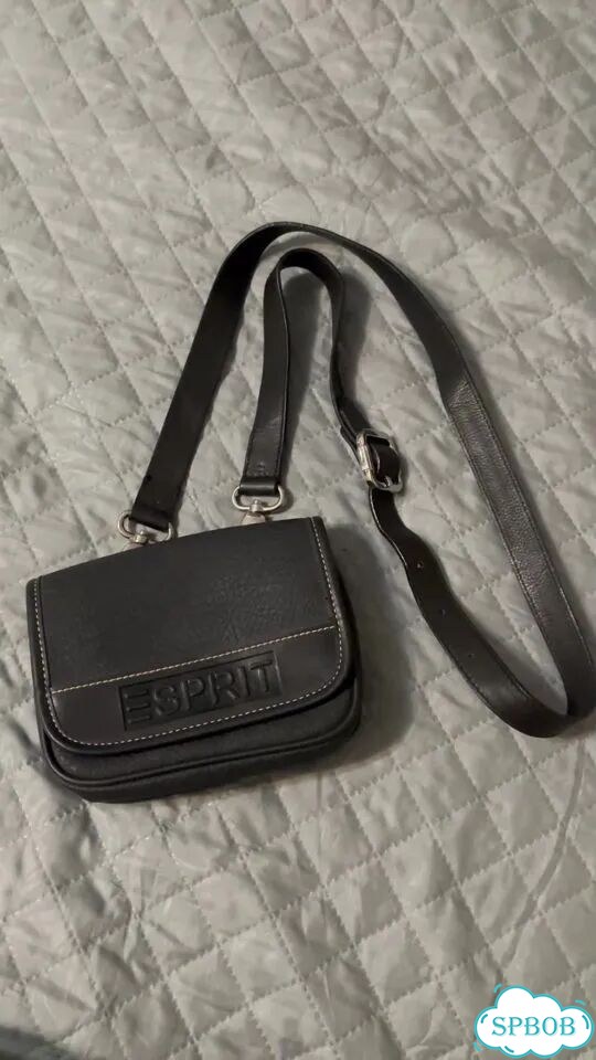 Винтажная черная кожаная сумка Esprit 1990s фото 1