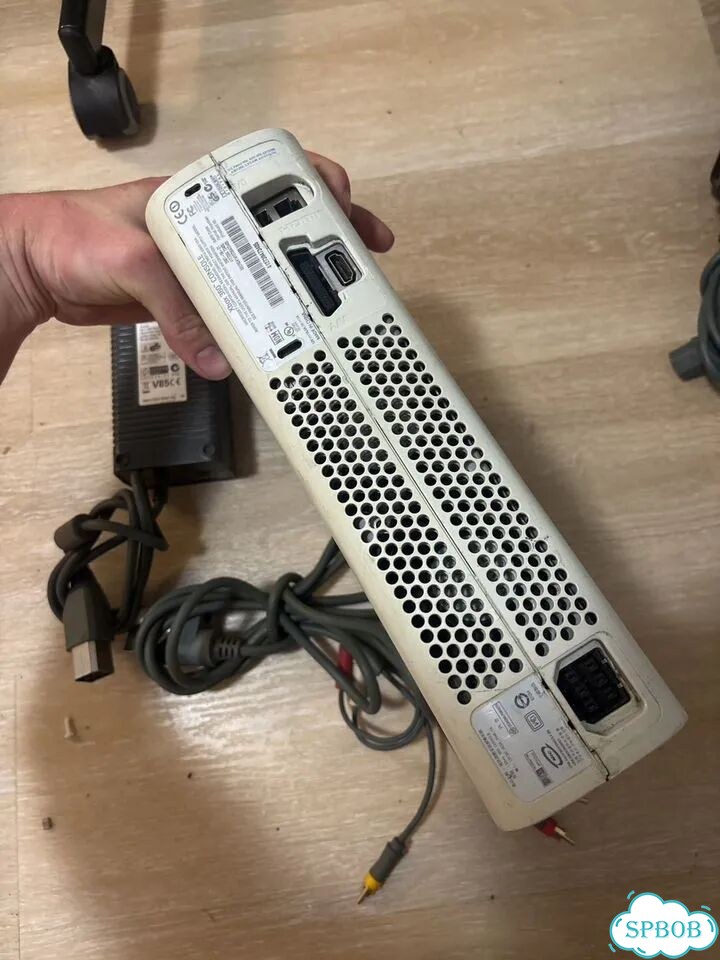Xbox 360 fat фото 3