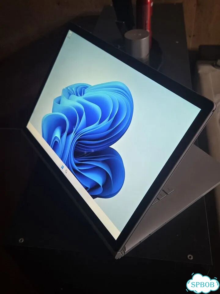 Microsoft Surface Book 2 15, GTX1060 фото 1