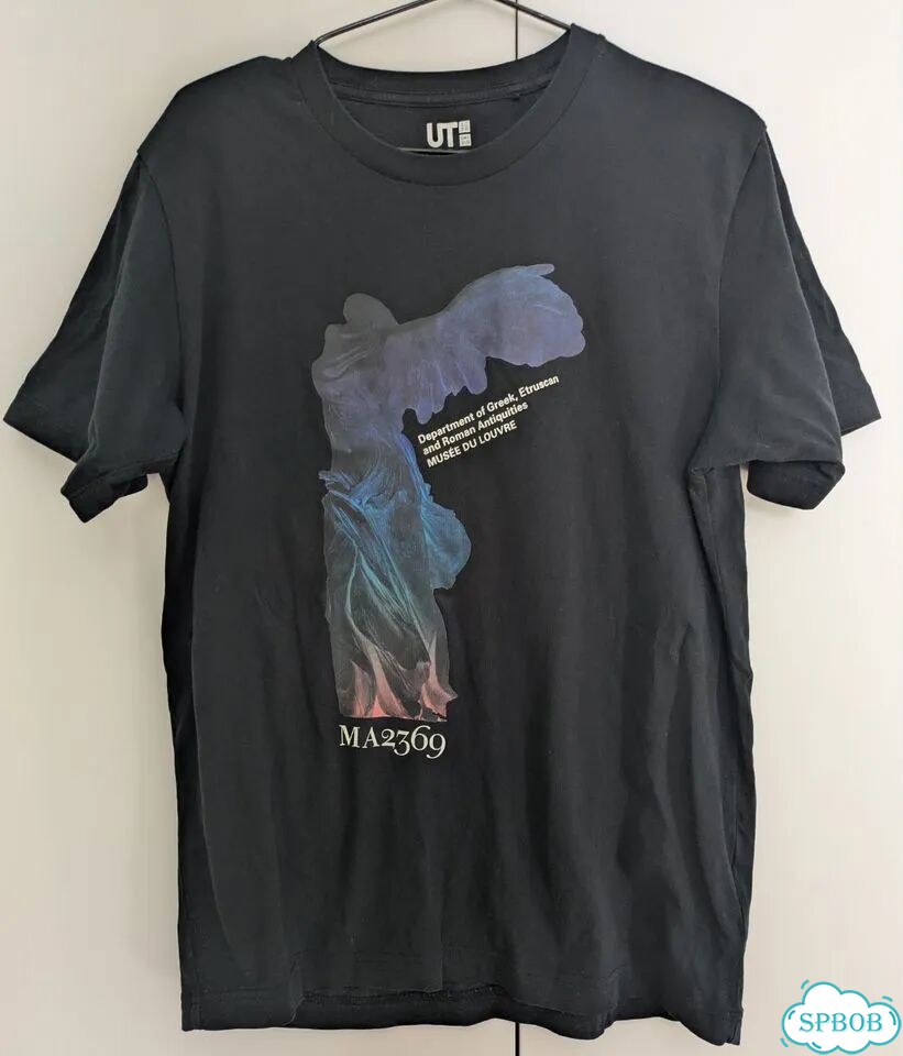 Футболки uniqlo комплект kaws+warhol и Louvre фото 2
