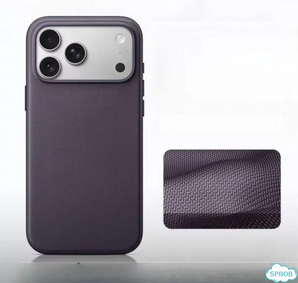 Чехол на iPhone 17 pro фото 1