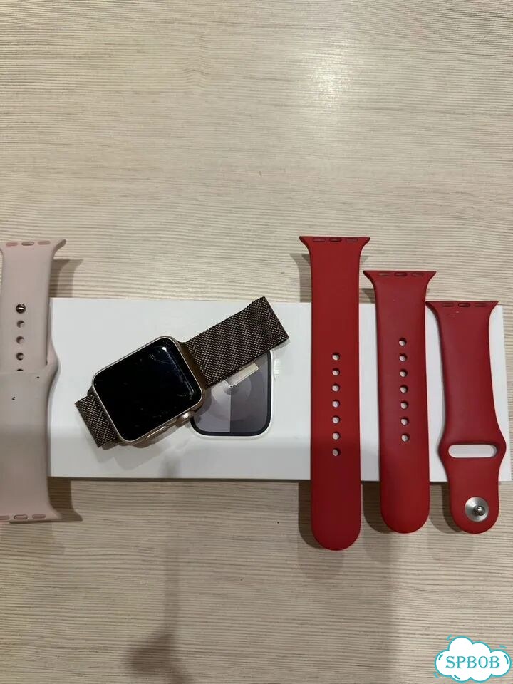 Apple Watch Series 3 (38mm) +ремешки фото 1