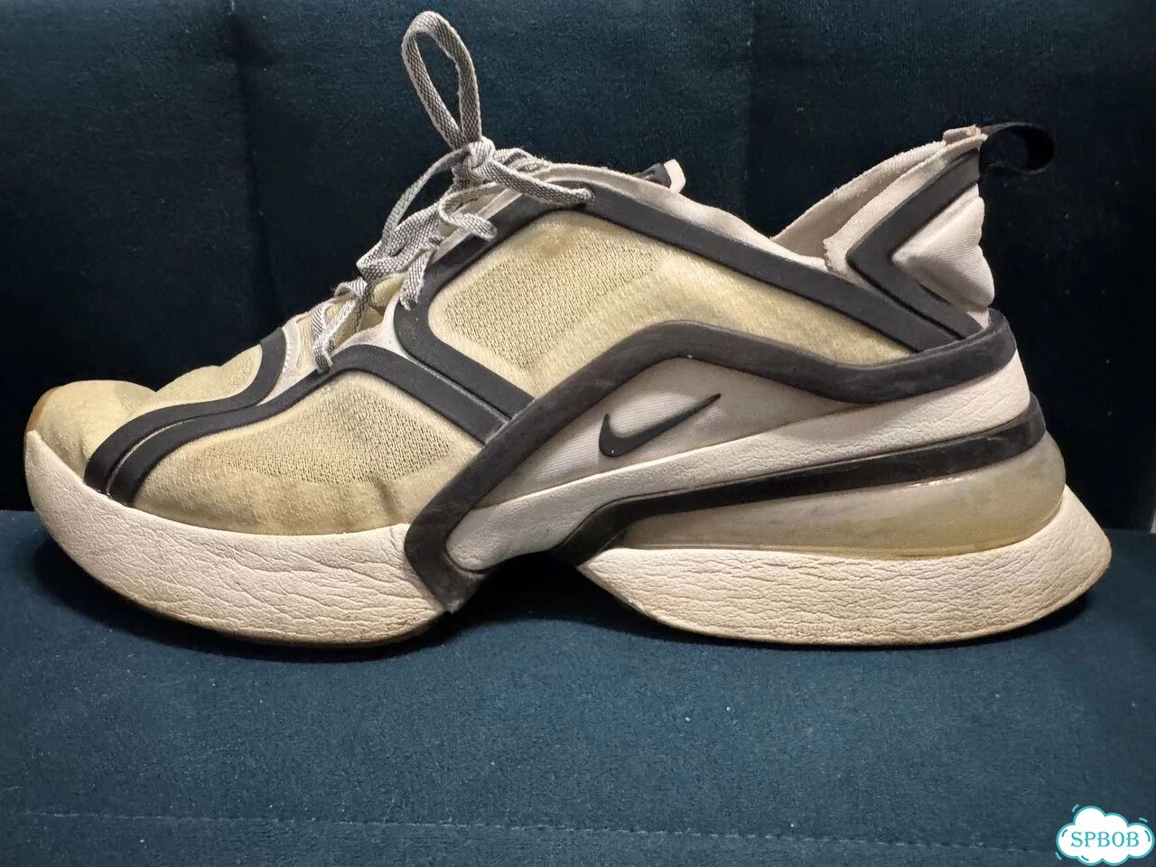 Кроссовки Nike Air Max 270 фото 2