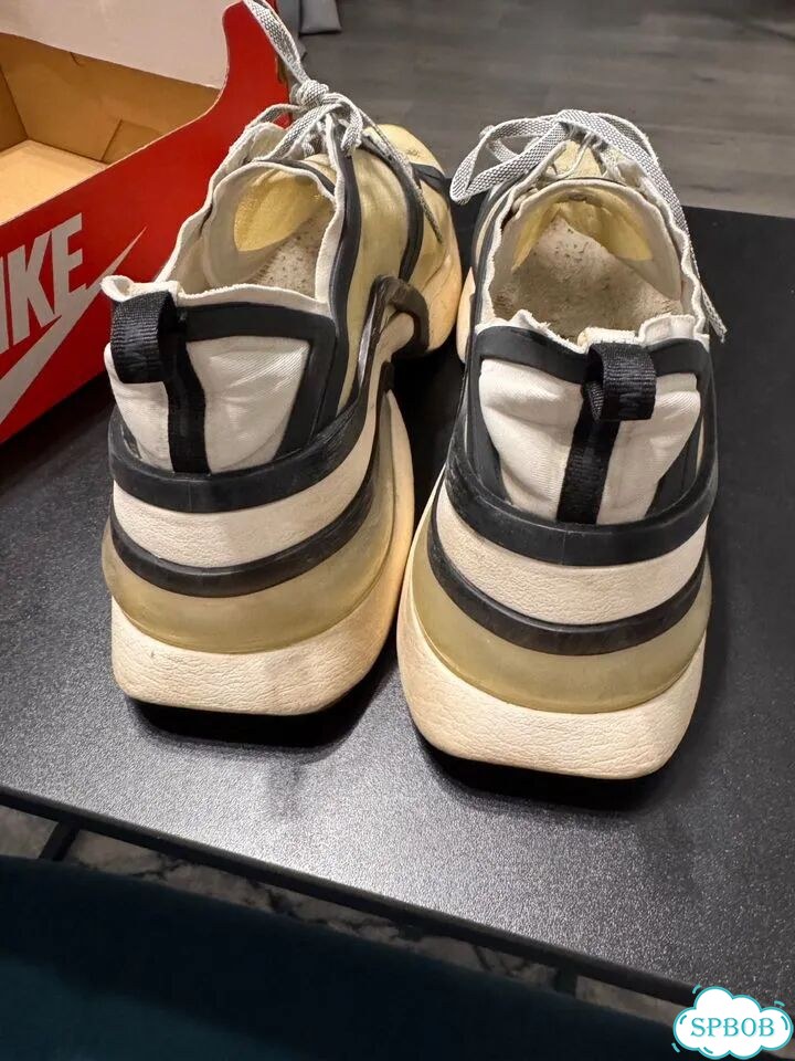 Кроссовки Nike Air Max 270 фото 5
