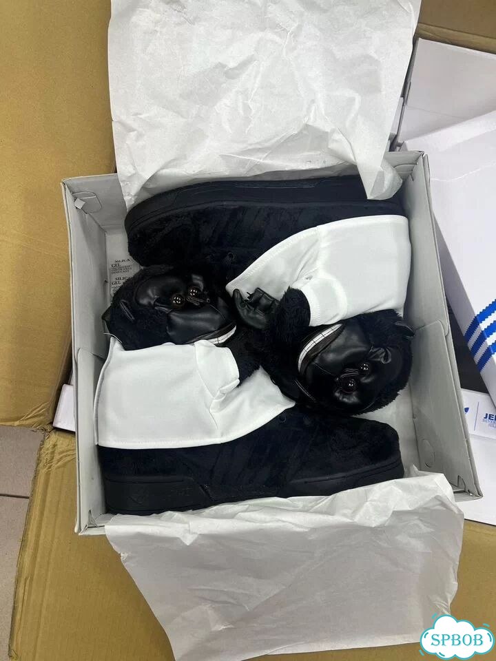 Кроссовки Adidas Jeremy Scott Gorilla фото 1