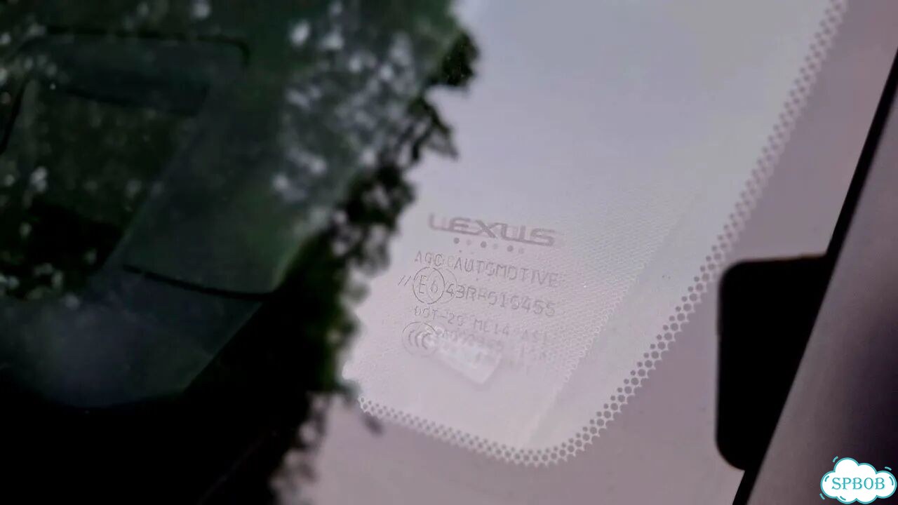 Lexus UX 2.0 CVT, 2018, 79 220 км фото 21
