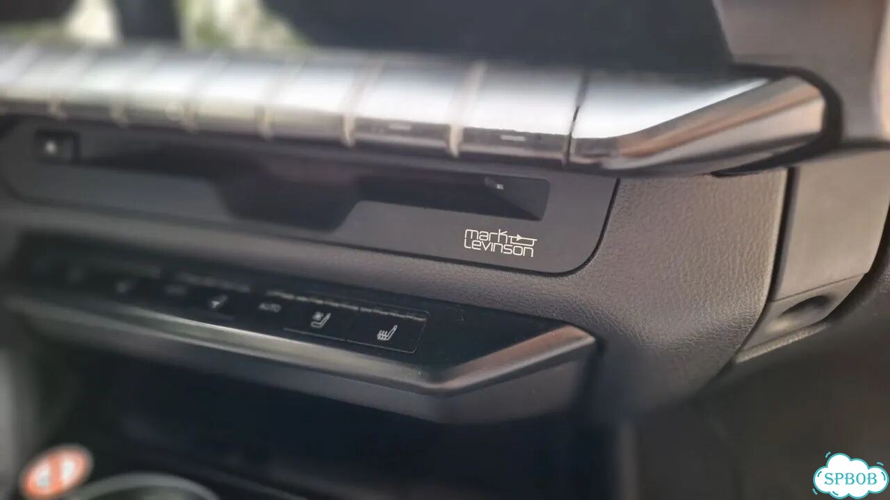 Lexus UX 2.0 CVT, 2018, 79 220 км фото 29
