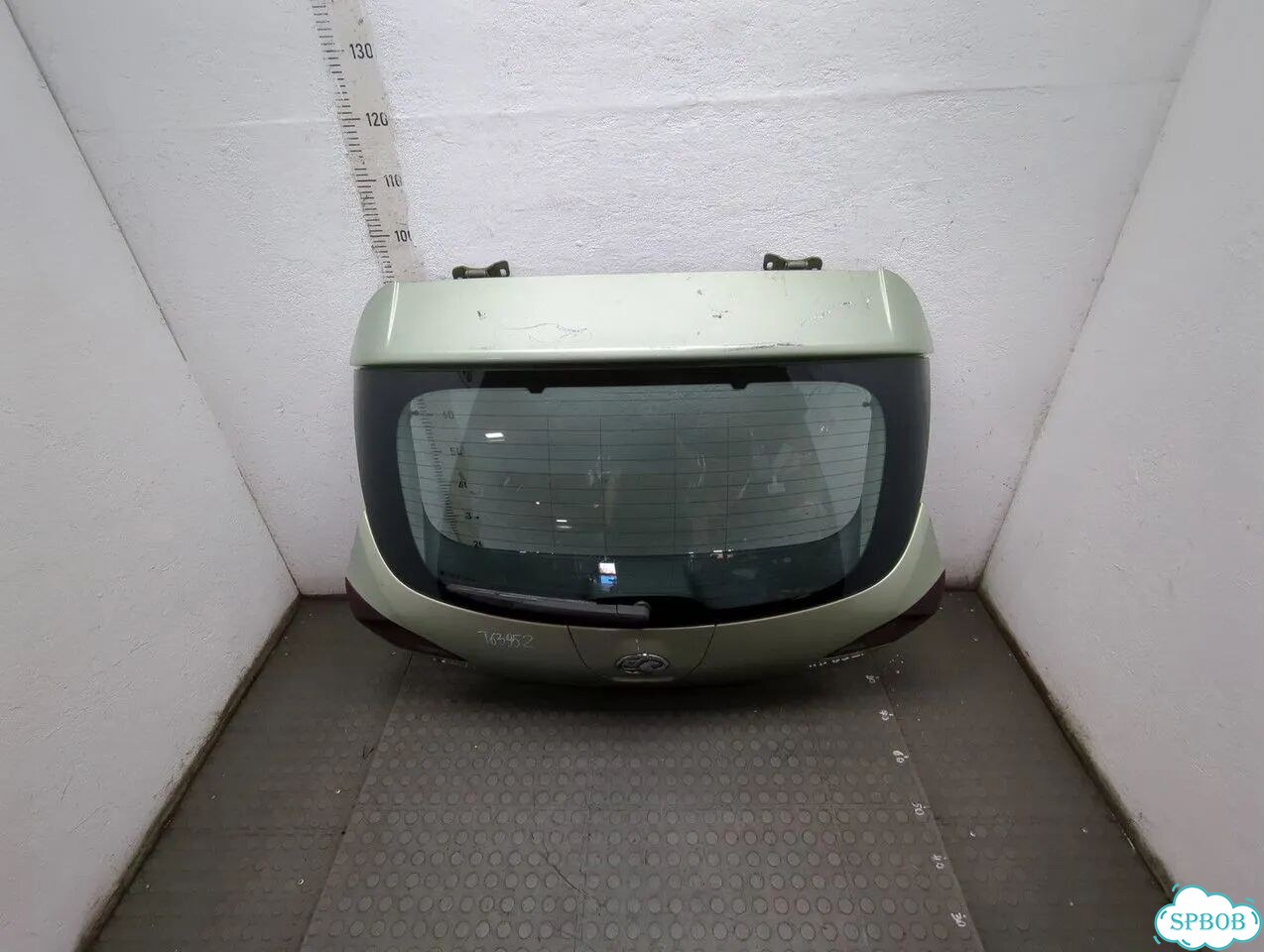 Крышка багажника Opel Astra J фото 1