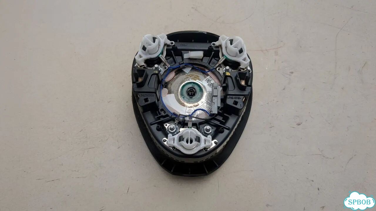 Подушка безопасности водителя Opel Astra K фото 4