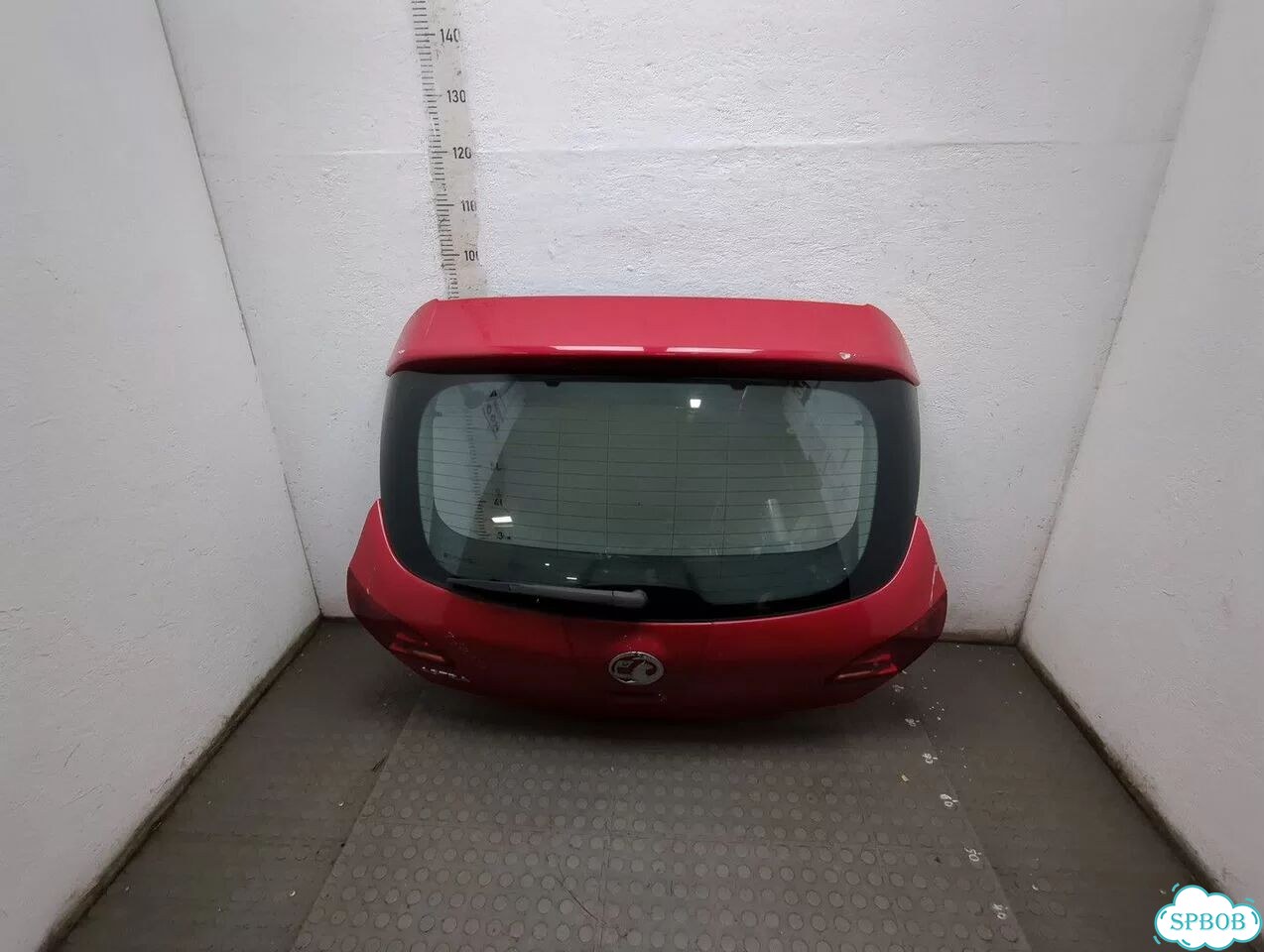 Крышка багажника Opel Astra J фото 1