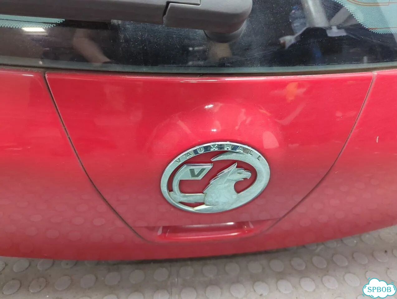 Крышка багажника Opel Astra J фото 7