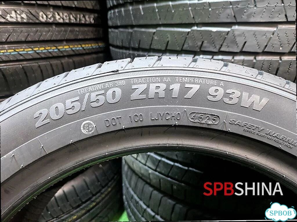 Kumho Ecsta HS52 205/50 R17 95H фото 4