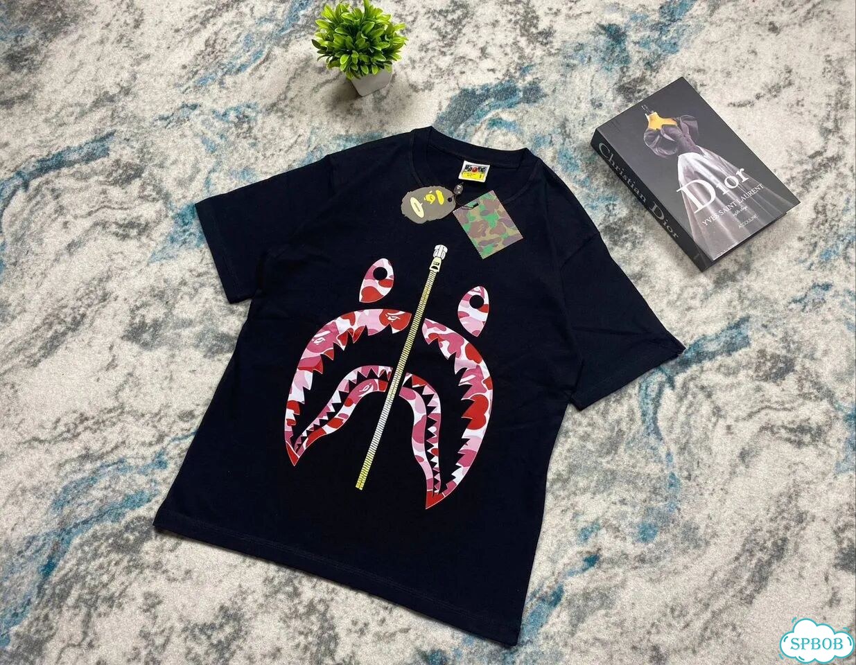 Черная Футболка Bape Shark Red фото 2