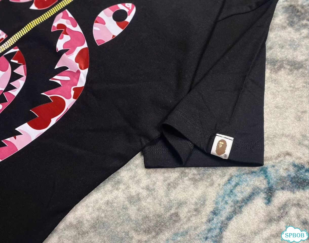 Черная Футболка Bape Shark Red фото 7