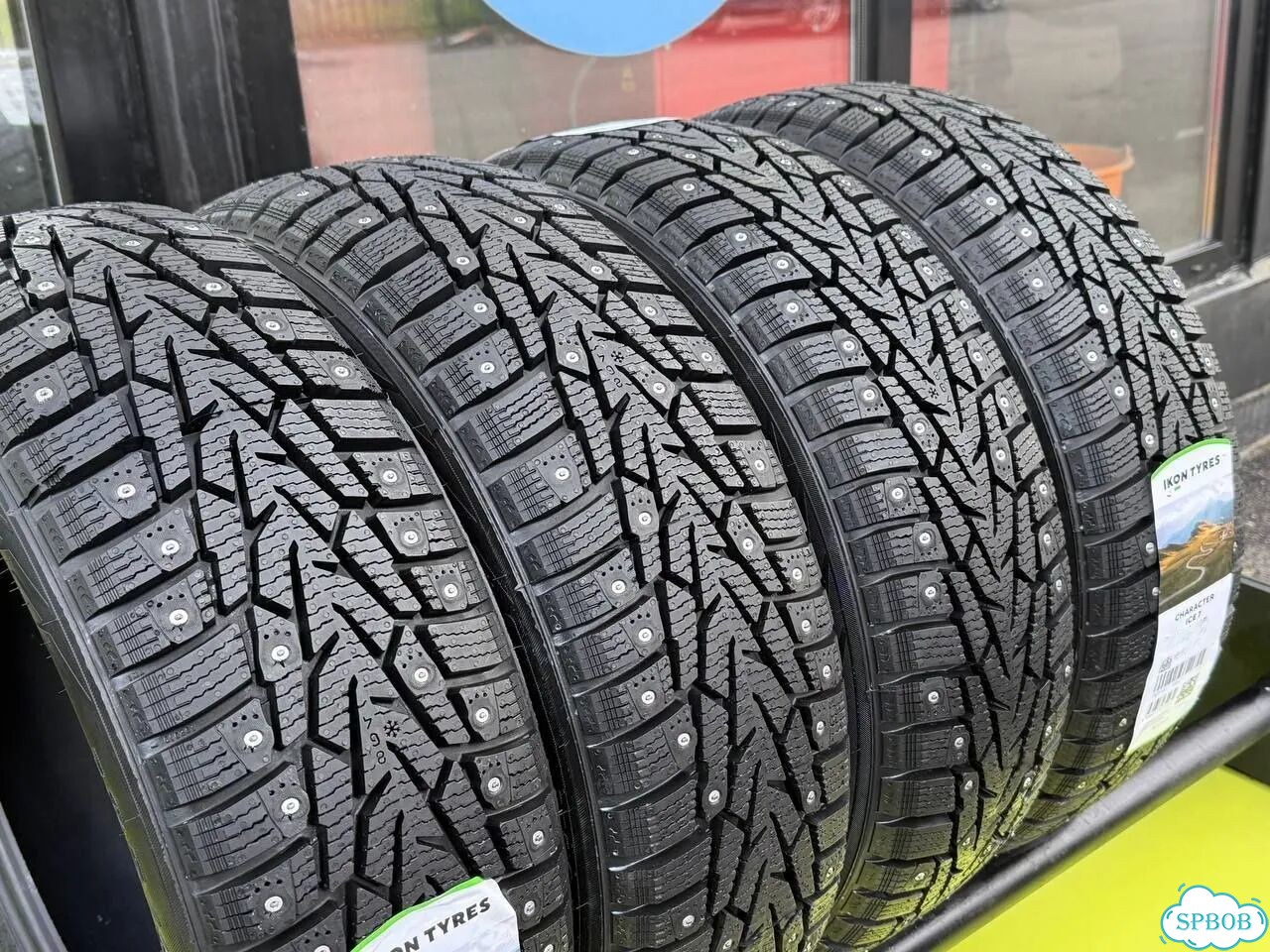 Ikon Tyres Character Ice 7 215/60 R16 99T фото 1