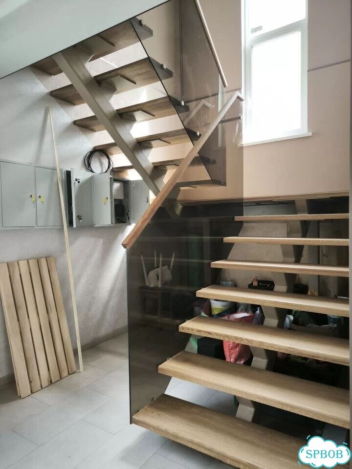 Ограждение для лестницы из закалённого стекла фото 10