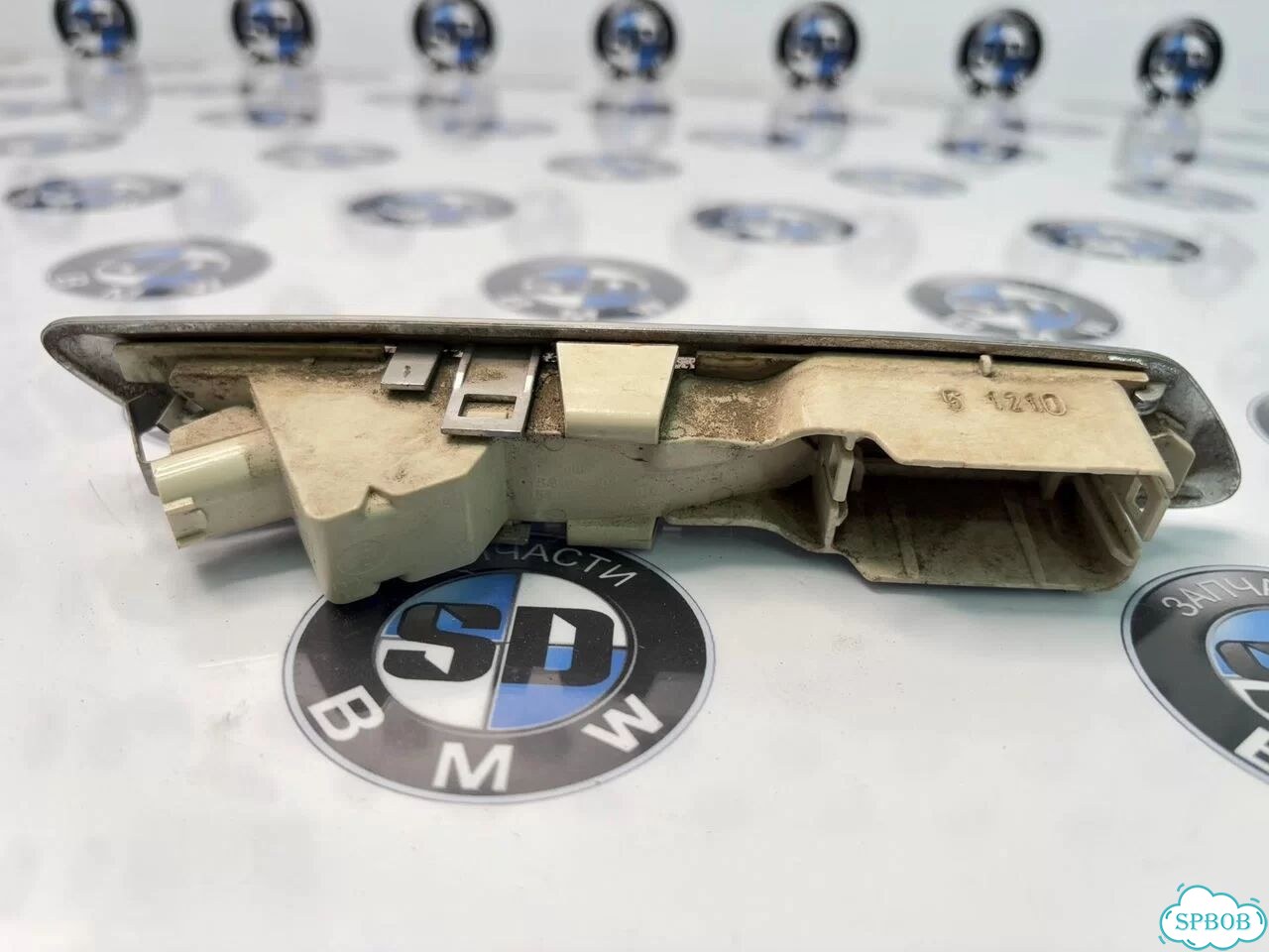 Повторитель правый BMW F10 F11 дорестайлинг фото 2