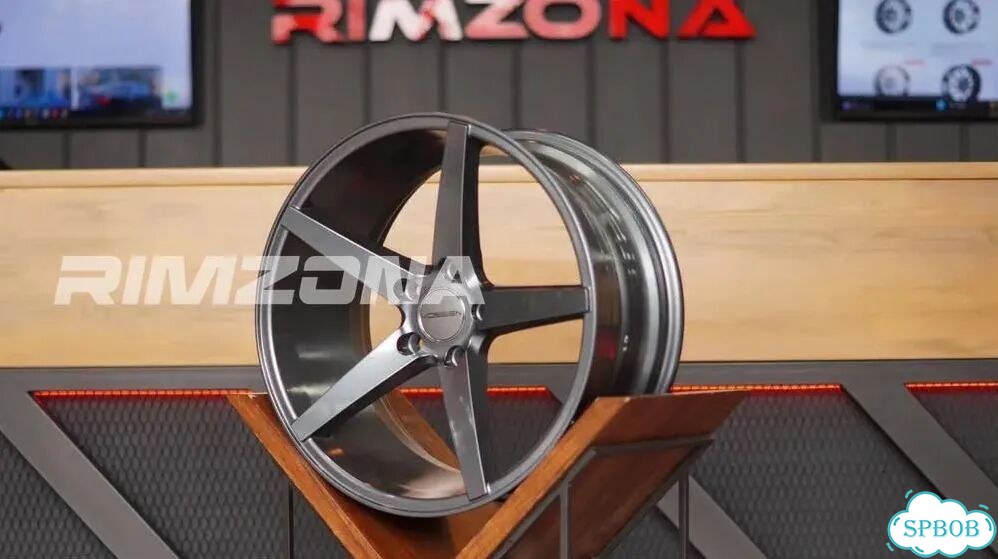 Литые диски Vossen 8×R17 5×114.3 фото 3