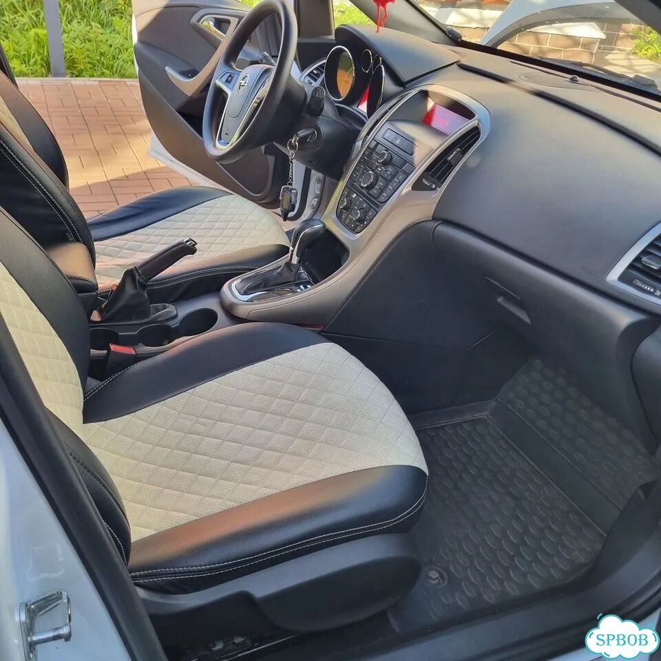 Opel Astra 1.6 AT, 2010, 140 000 км фото 12