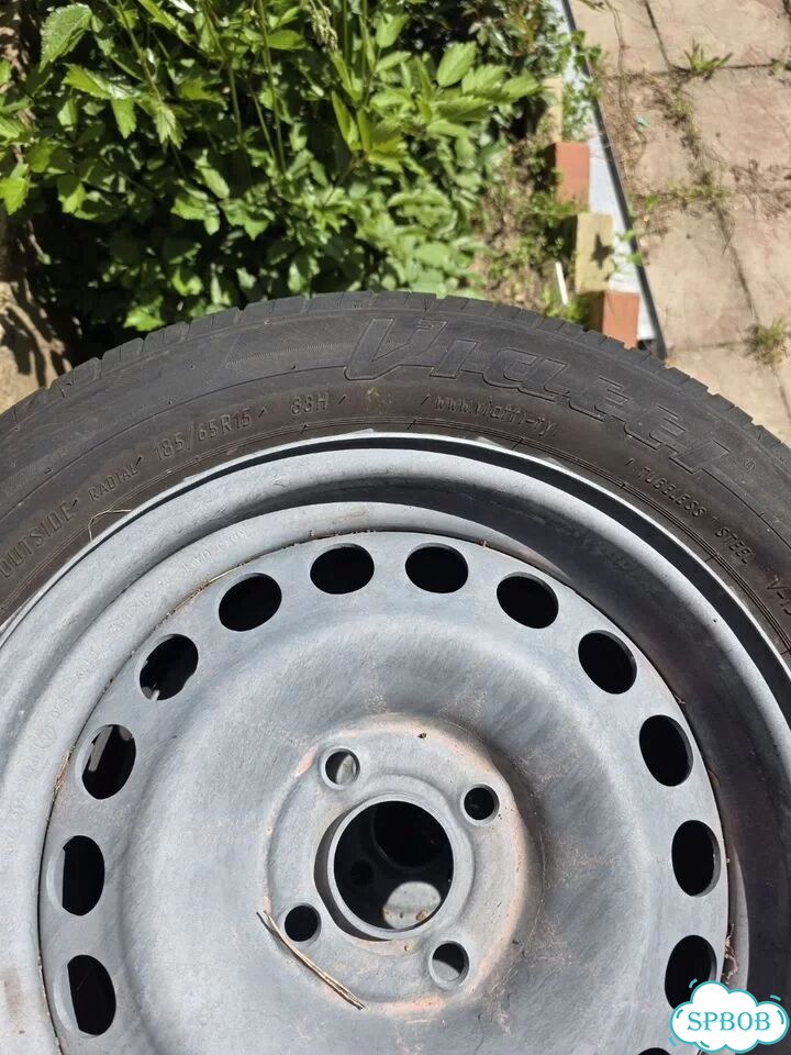 Viatti Strada Asimmetrico 185/65 R15 88H фото 1