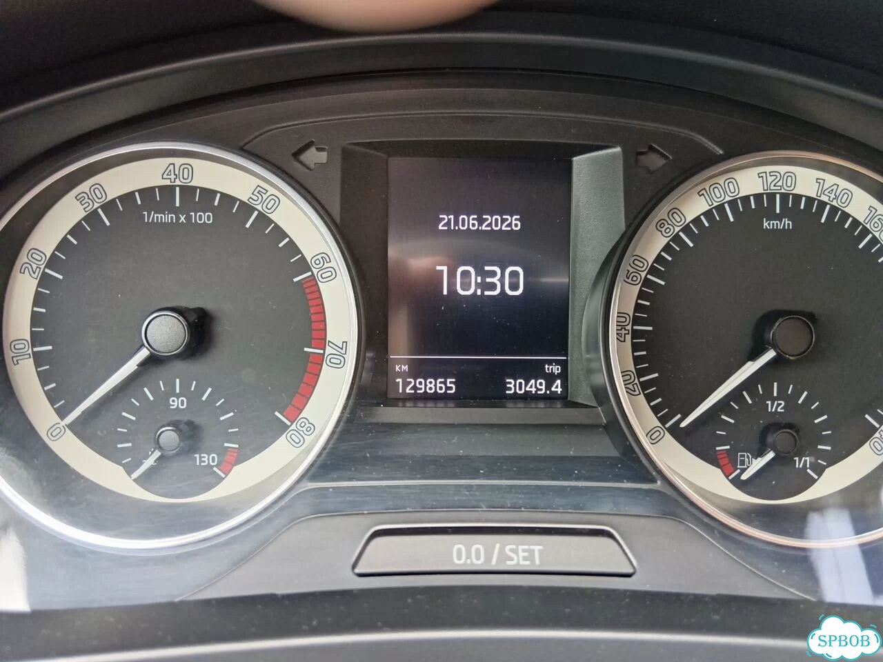 Skoda Rapid 1.6 AT, 2017, 130 000 км фото 8
