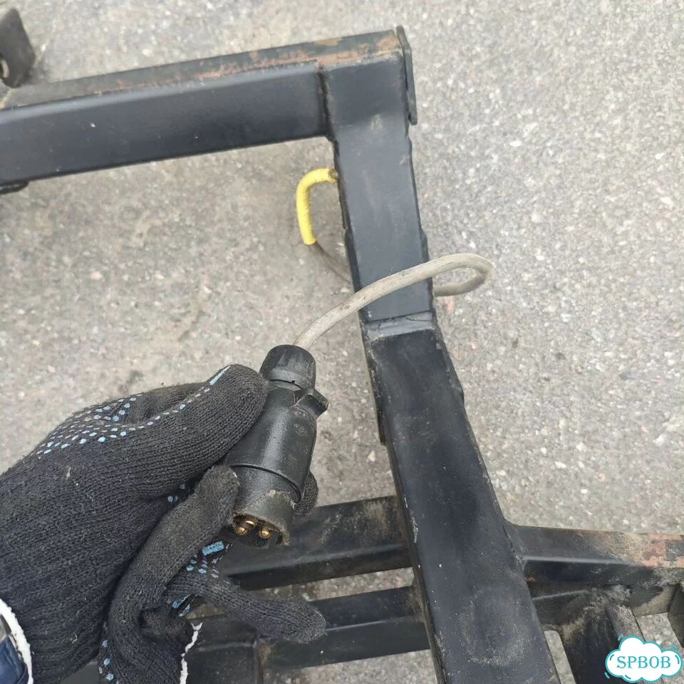 Мотохвост на фаркоп под квадрат фото 3
