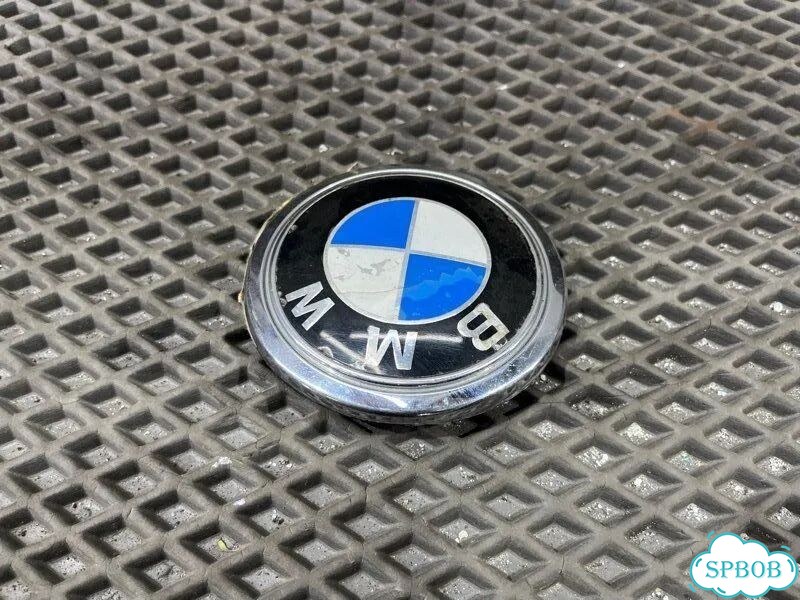 Эмблема задняя BMW 7-series E65 N62B36A 2002 фото 3