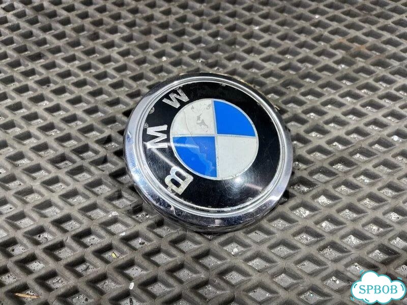 Эмблема задняя BMW 7-series E65 N62B36A 2002 фото 4