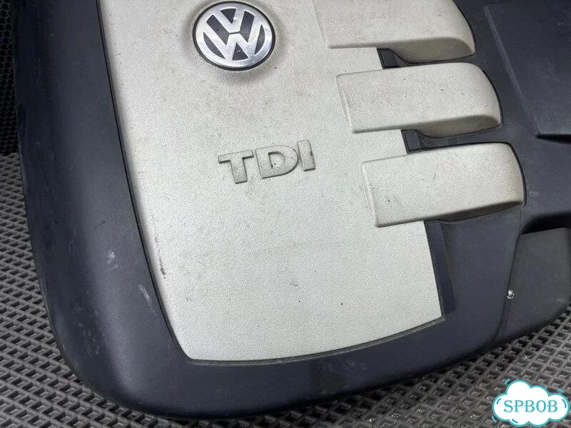 Накладка двигателя Volkswagen Touareg 7LA 2.5 BAC фото 6