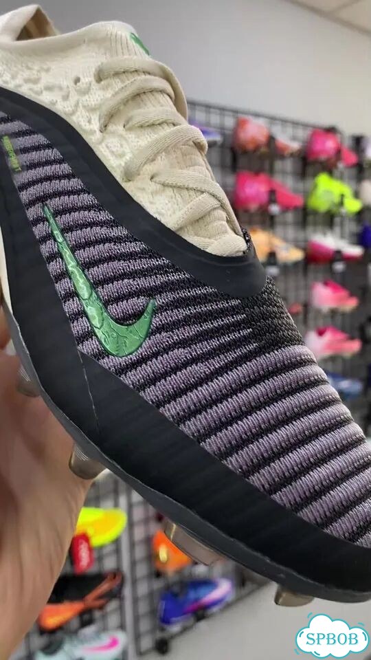 Бутсы Nike Phantom 6 Elite FG Black Mamba фото 1