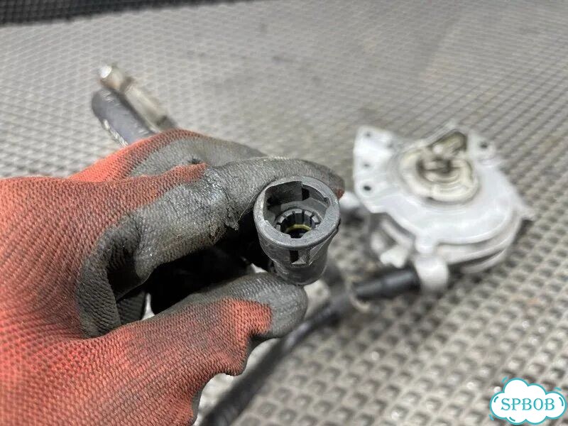 Насос вакуумный Volkswagen Touareg 7LA 2.5 BAC фото 6