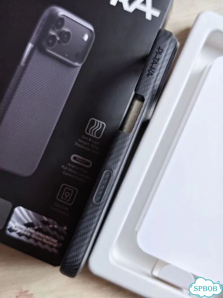 Чехол Pitaka iPhone 17 Pro фото 4