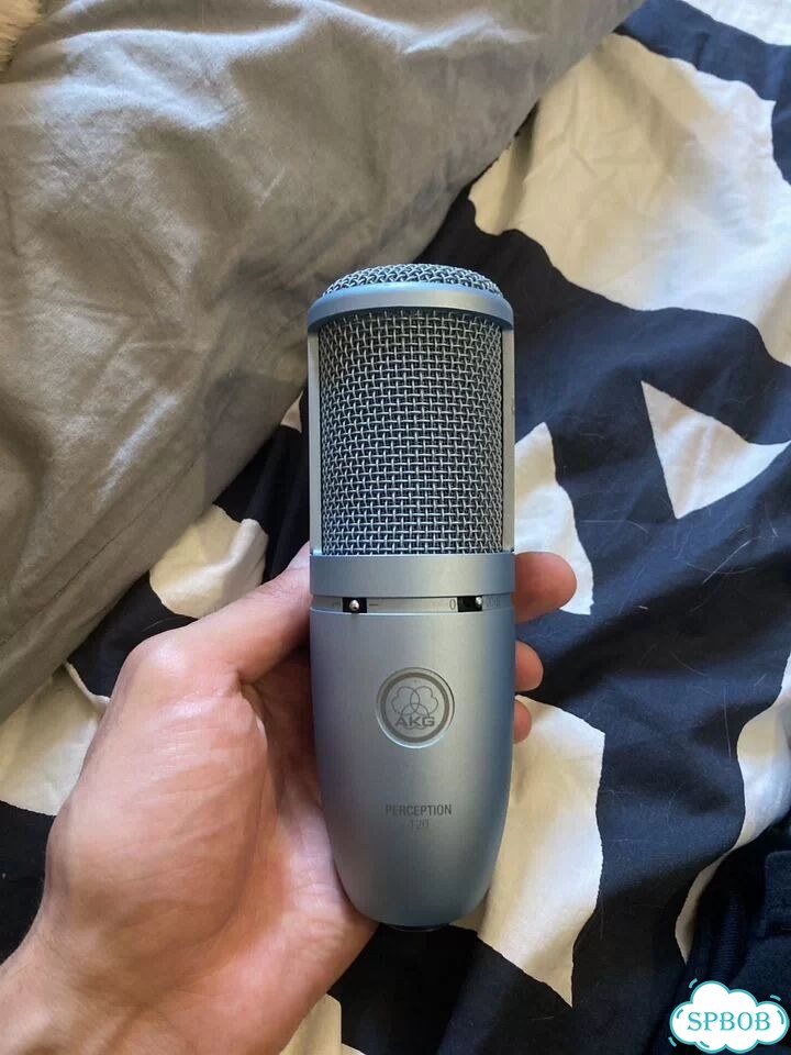 Студийный микрофон akg p120 фото 1