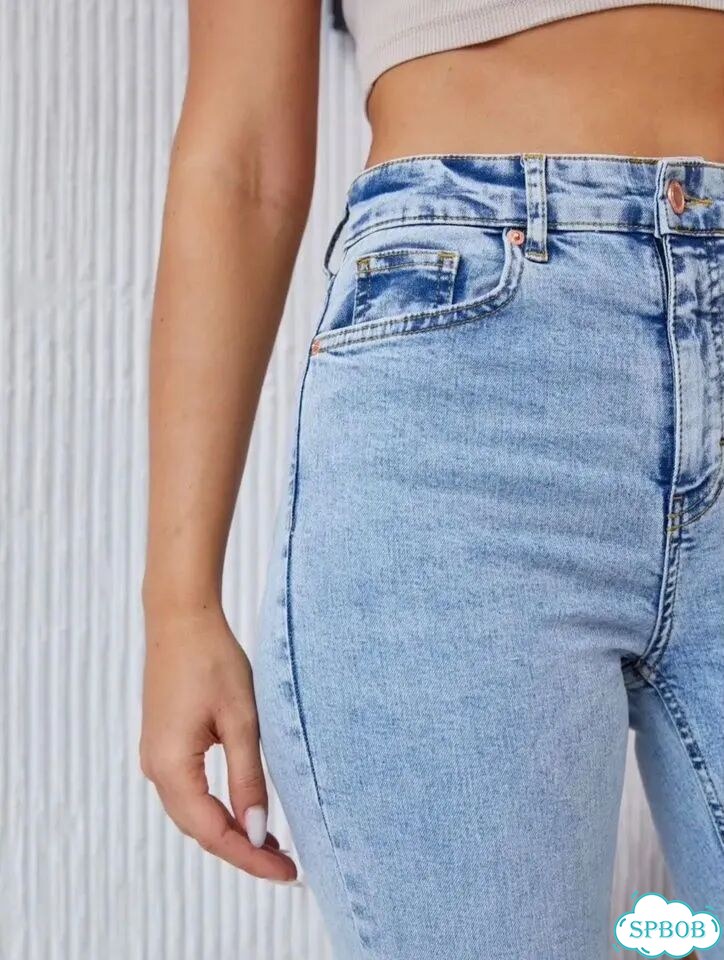 Джинсы женские клеш с разрезом от колена Zara фото 3