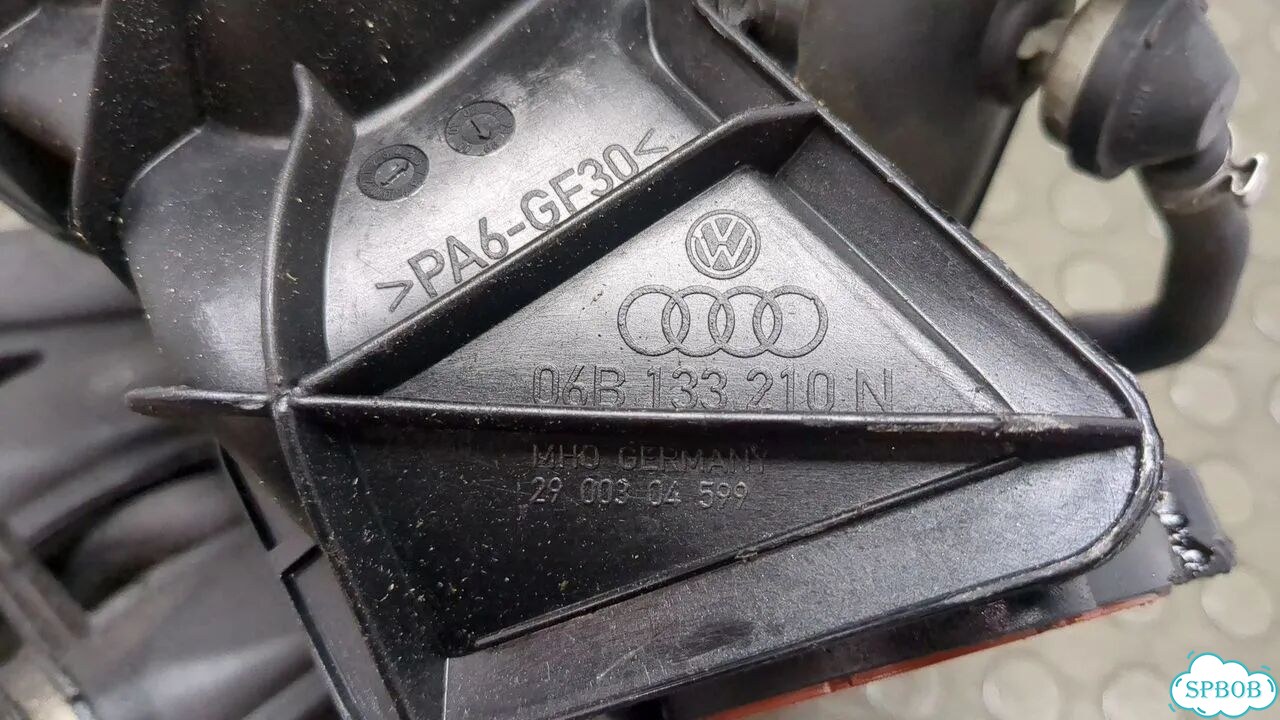 Коллектор впускной Volkswagen Passat 5 фото 4
