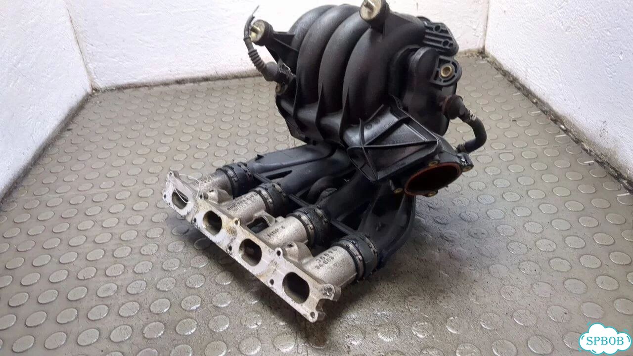 Коллектор впускной Volkswagen Passat 5 фото 6