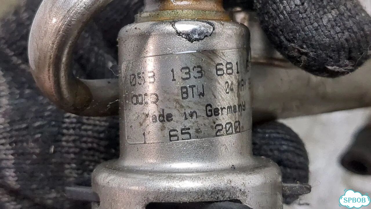Форсунка топливная Volkswagen Passat 5 фото 4