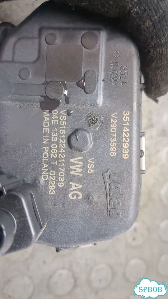 Заслонка дроссельная Volkswagen Taos фото 3