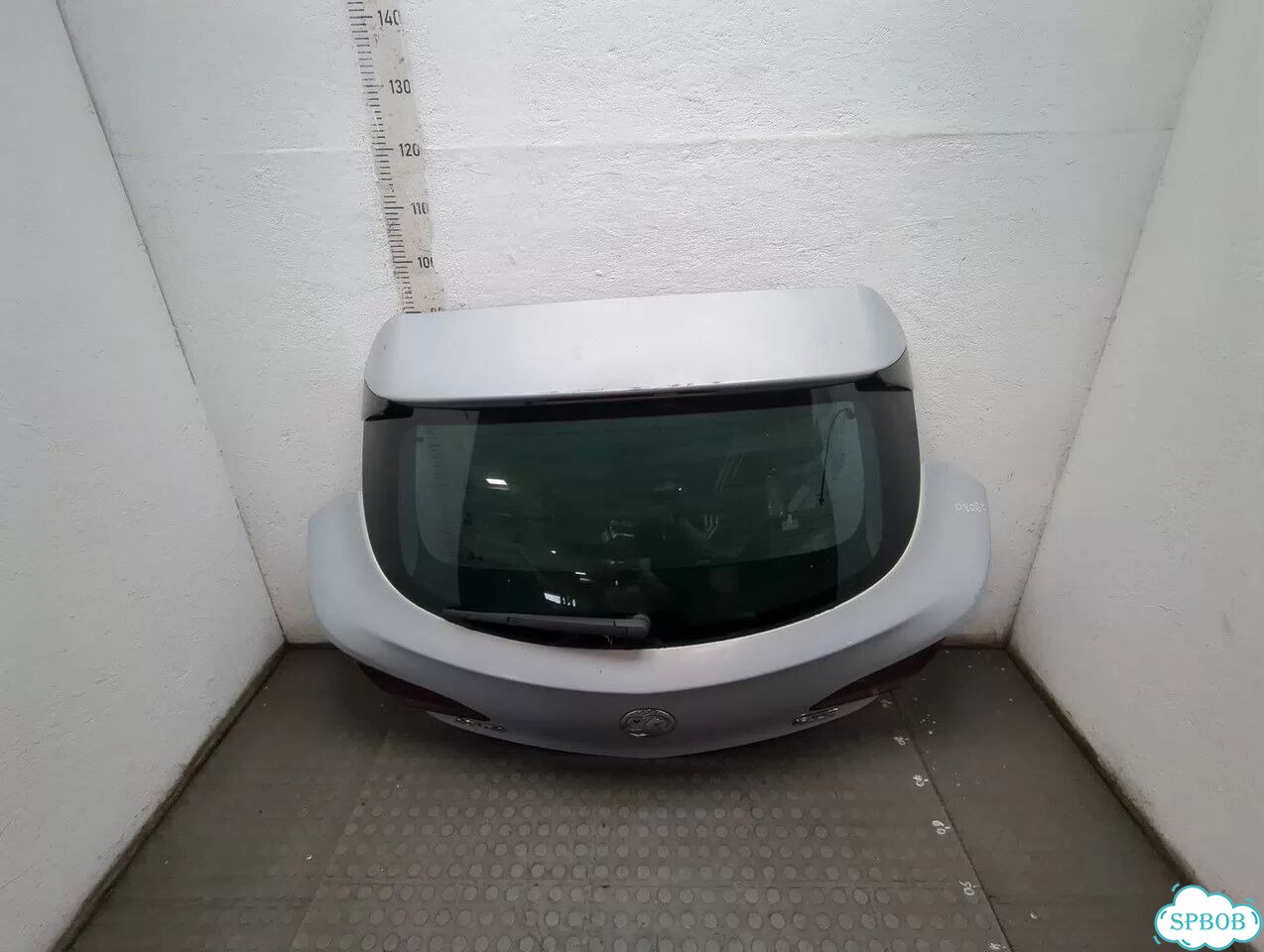 Крышка багажника Opel Astra J фото 1
