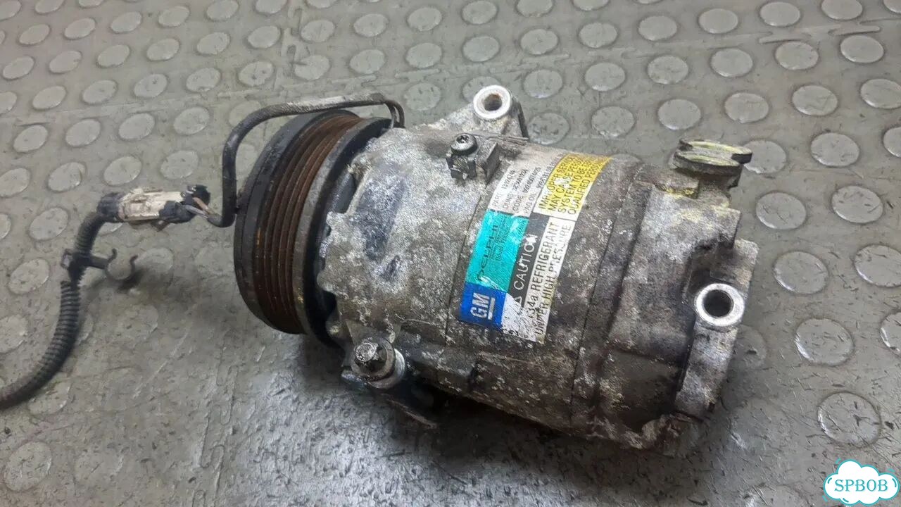 Компрессор кондиционера Opel Astra H фото 1
