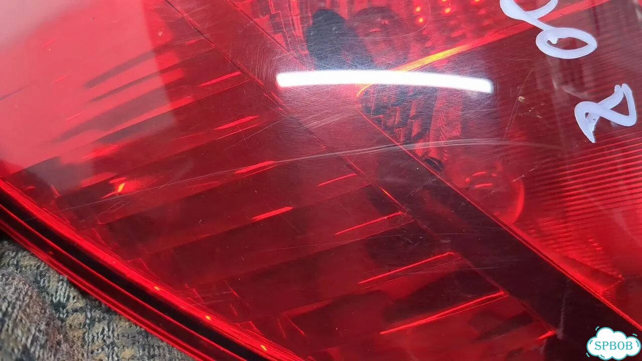 Фонарь (задний) левый Opel Corsa D фото 3