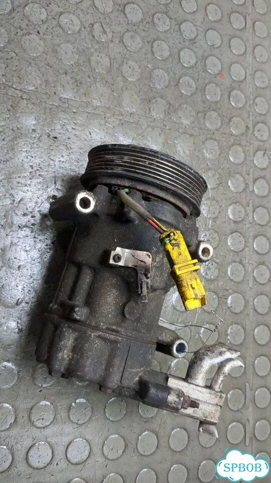 Компрессор кондиционера Mini Cooper (R56/R57) фото 1